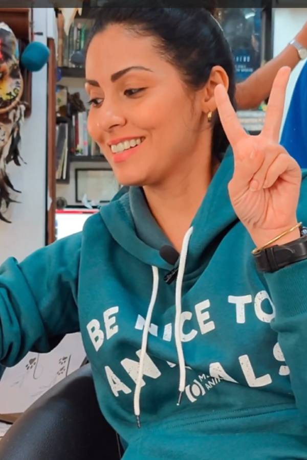 சினிமாவிலிருந்து விலகி 