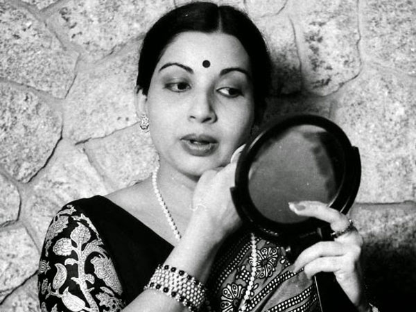 சினிமாவில் ஜெயலலிதா 