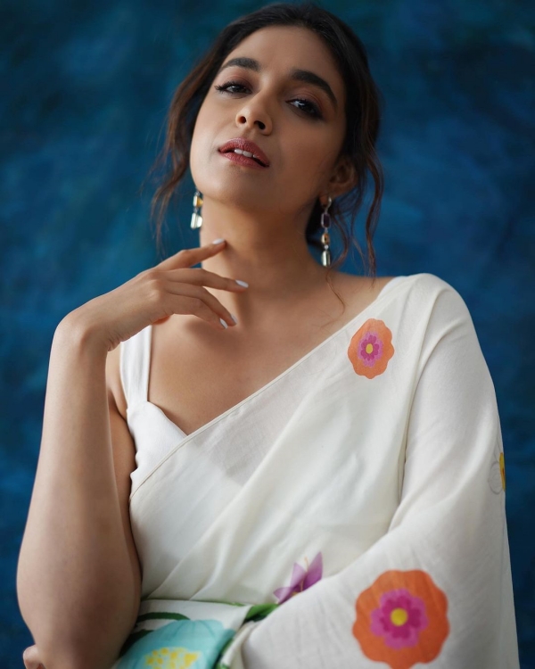 நடிகை கீர்த்தி சுரேஷ்