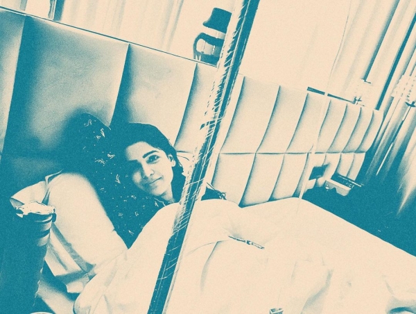 வருண் தவான் உடன் 