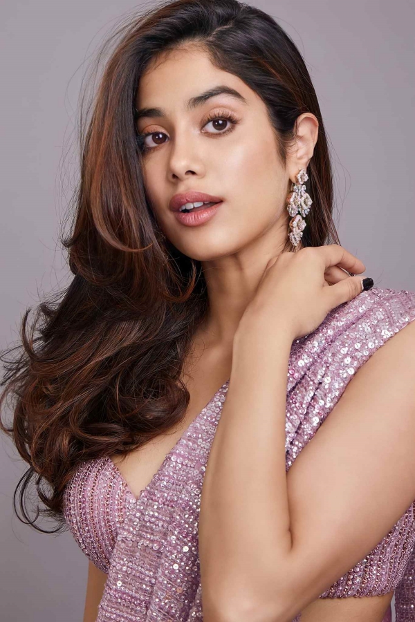  நெபோடிசம் குறித்த விமர்சனங்கள் 