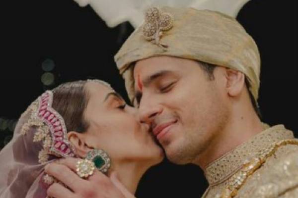 குவியும் வாழ்த்து