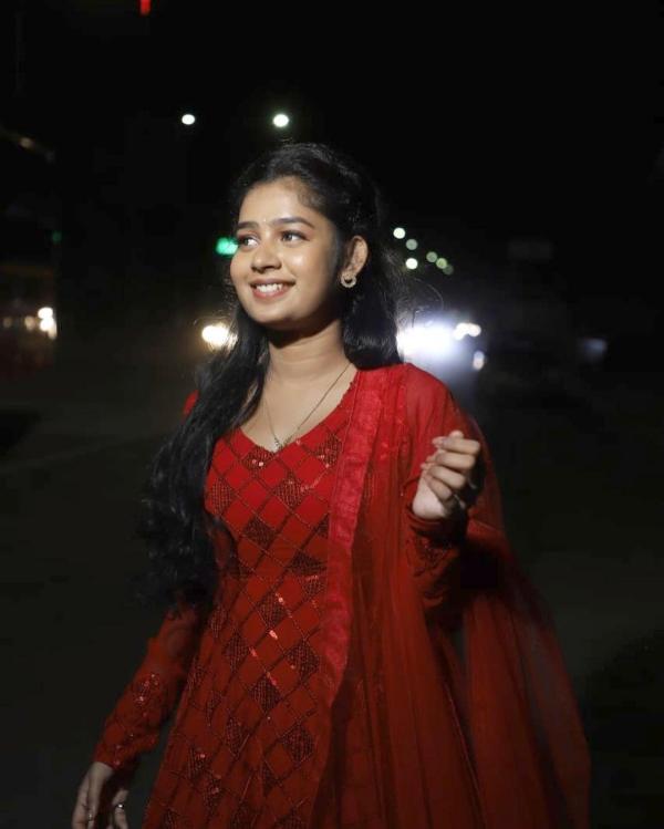 பிக் பாஸ் ஜனனி