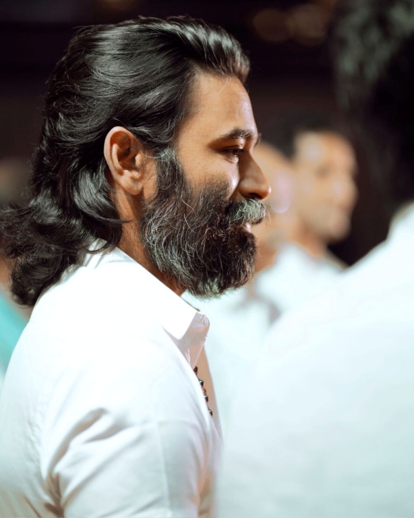  தனுஷ் ரசிகர்களுக்கு ஆக்‌ஷன் ட்ரீட்