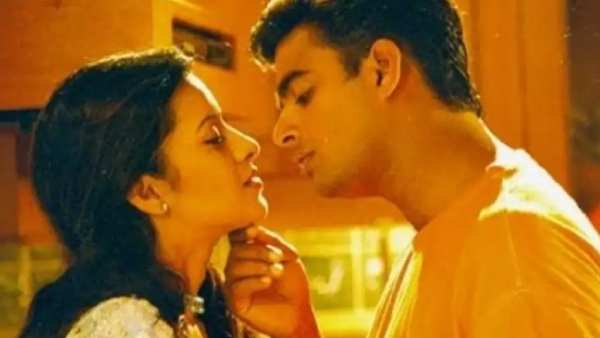 மின்னலே - ரீமா சென்