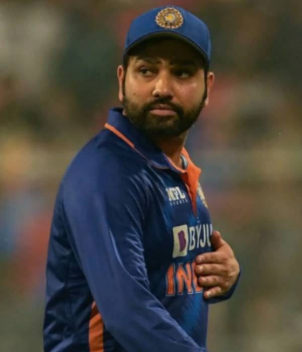 ரோஹித் ஷர்மாவுடன் என்னை ஒப்பிடாதீர்கள் 