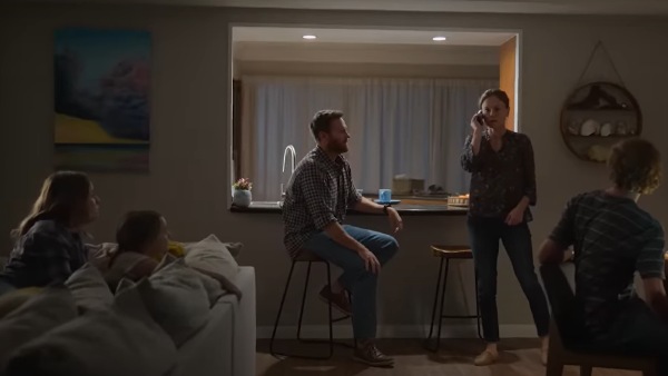 ட்ரூ ஸ்பிரிட், வீ ஹேவ் எ கோஸ்ட் ட்ரூ ஸ்பிரிட், வீ ஹேவ் எ கோஸ்ட்