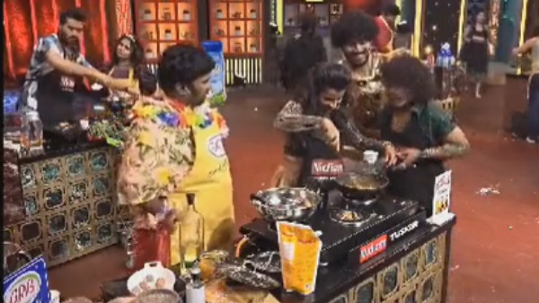 கோமாளியாக கலக்கிய ஷிவாங்கி 