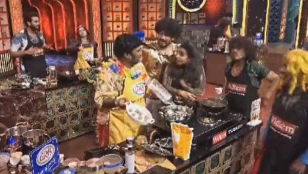 குக்காக களமிறங்கிய ஷிவாங்கி 