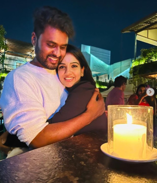 பிபி ஜோடிகள் நிகழ்ச்சியில் பிபி ஜோடிகள் நிகழ்ச்சியில்