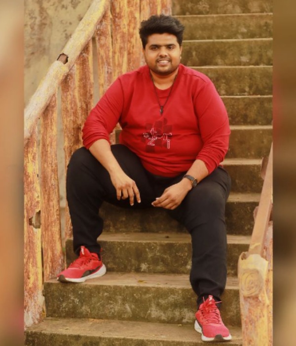 கிஷோர் வெளியேறினார்