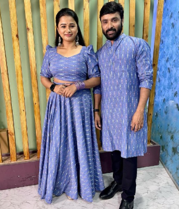 பாடலாசிரியர் சினேகன் 