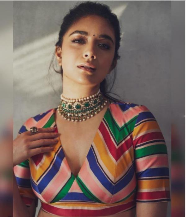 நடிகை கீர்த்தி சுரேஷ் 