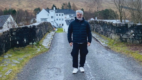 வெளிநாட்டு சுற்றுலா 