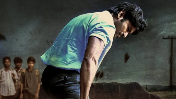 ஆச்சரியப்படுத்திய நடிகர் தனுஷின் ரசிகர்கள் 