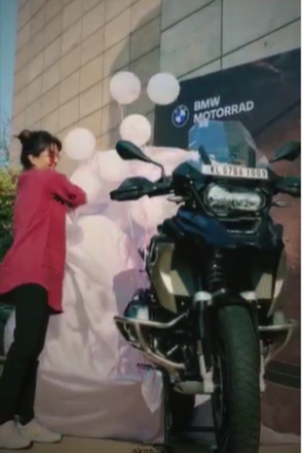 BMW சூப்பர் பைக்