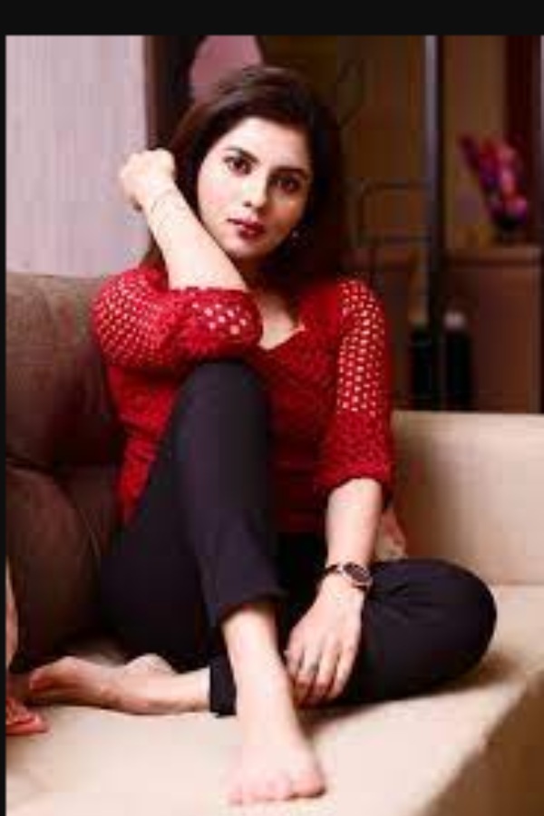 அரசியலில் ஈடுபாடு 