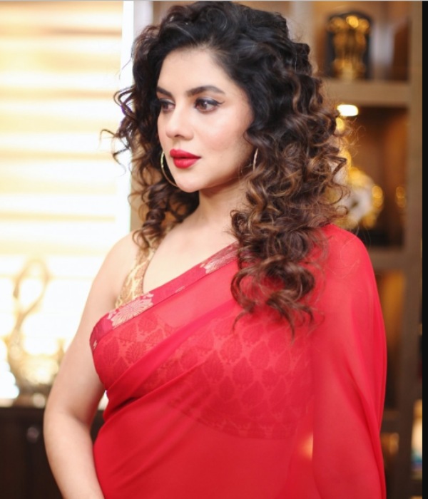 இத்தனைக்கும் உறவினர் 