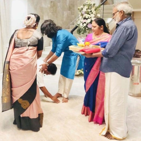 ரசிகர்கள் பாராட்டு ரசிகர்கள் பாராட்டு