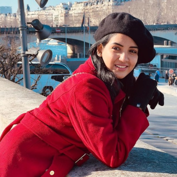 விடுமுறைக் கொண்டாட்டம் 