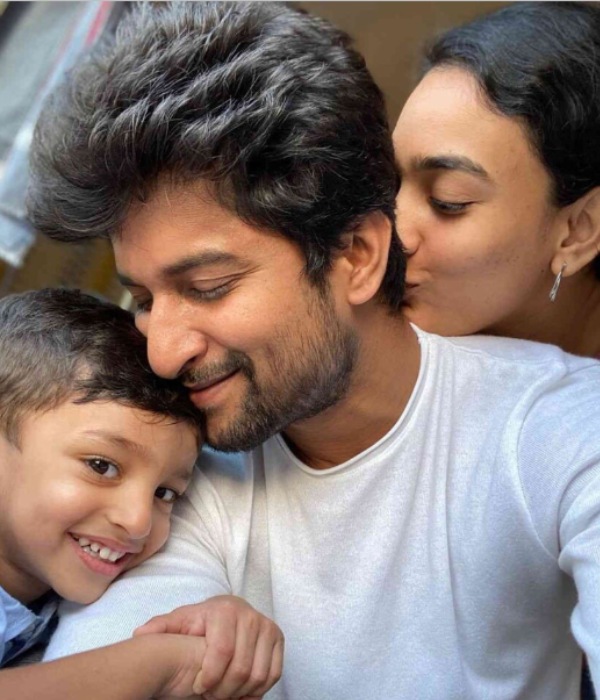 மனைவி மற்றும் மகன் 