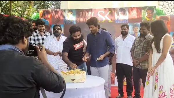 வைரலாகும் வீடியோ வைரலாகும் வீடியோ