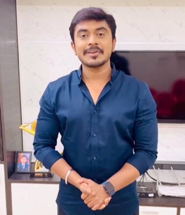 தொடர் பேட்டிகளில் அசீம் 