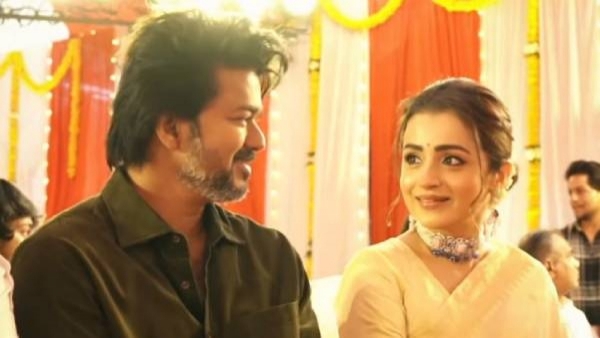  விஜய்யுடன் இணைந்த பிரபலங்கள்