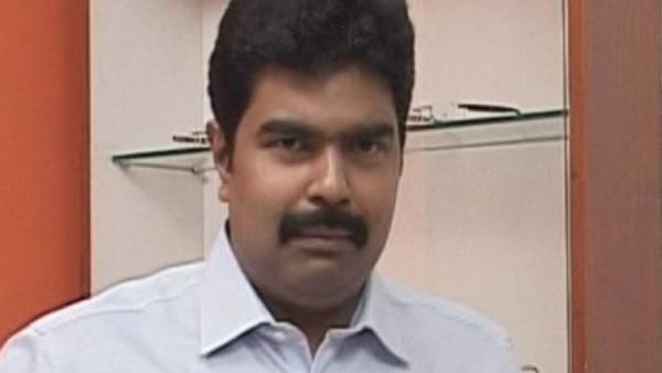  சீக்ரெட்டாக மருத்துவ உதவி