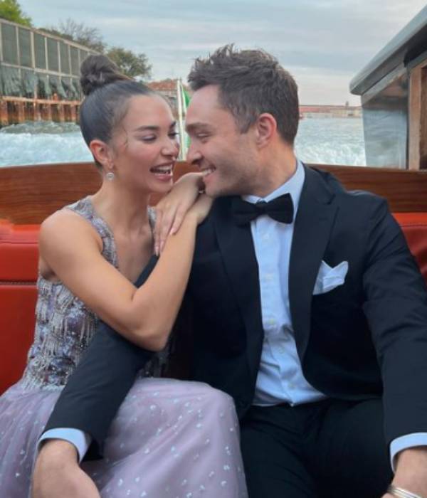 சூப்பர் ஸ்டார் ஜோடி 