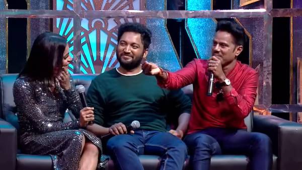 ஏராளமான ரசிகர்கள் ஏராளமான ரசிகர்கள்