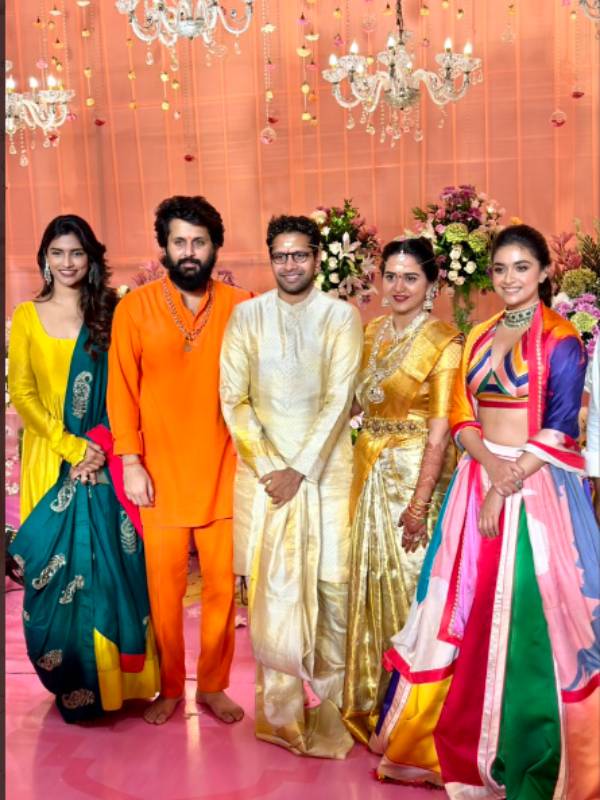 வித்தியாசமான உடை 