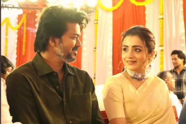 போனவேகத்தில் திரும்பிய திரிஷா போனவேகத்தில் திரும்பிய திரிஷா