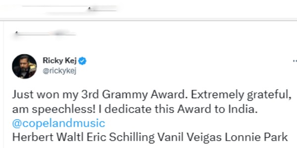  இந்தியாவுக்கு சமர்ப்பணம் 