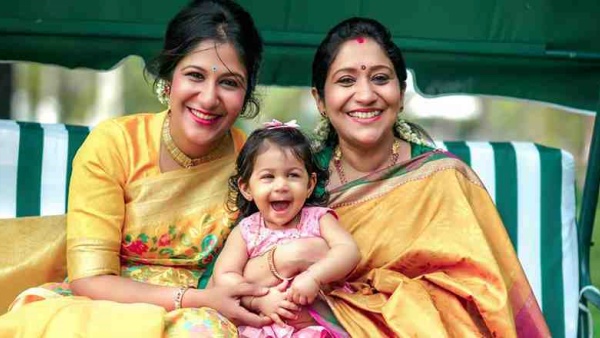 பேத்தியுடன் சந்தோஷ தருணங்கள்