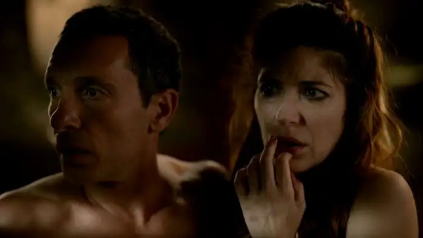 ஆணும் பெண்ணும் நிர்வாணமாக 