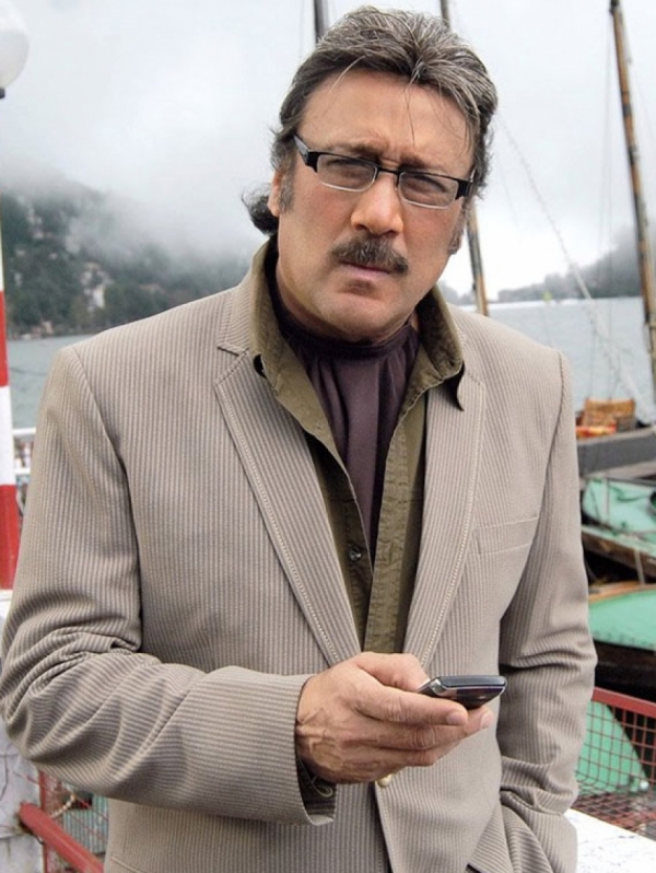 பாலிவுட் ரசிகர்கள் அதிர்ச்சி பாலிவுட் ரசிகர்கள் அதிர்ச்சி