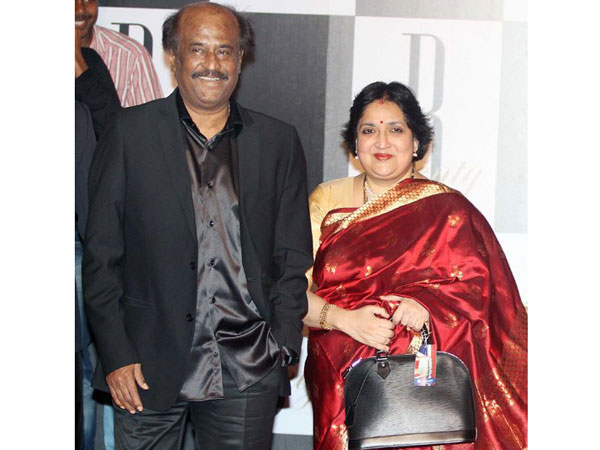  பத்திரிகையாளர் லதாவுடன் திருமணம்