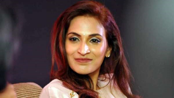 அனிருத்துடன் நெருக்கம் 