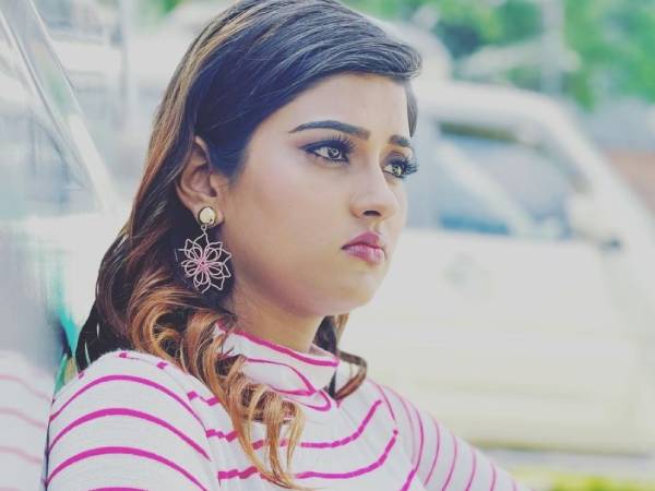 போஜ்புரி நடிகை தற்கொலை