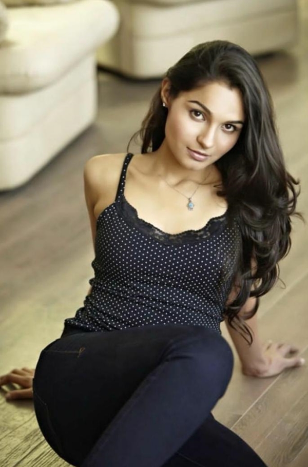 வெற்றிமாறன் தயாரிப்பில் ஆன்ட்ரியா 