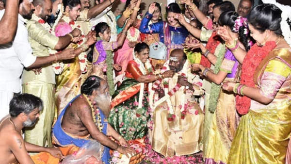 குடும்பத்தினர் மகிழ்ச்சி 