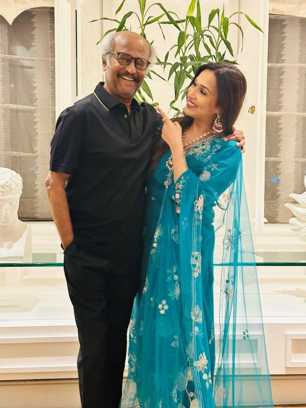  மிரட்டும் புது லுக்