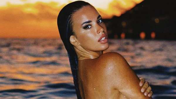 ஒட்டுத்துணி இல்லாமல் குளியல் ஒட்டுத்துணி இல்லாமல் குளியல்