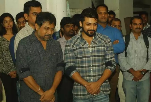 அஞ்சான் படத்துக்கு அஞ்சு டிக்கெட் இருக்கு வறீயா 