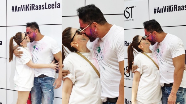 லிப் லாக்