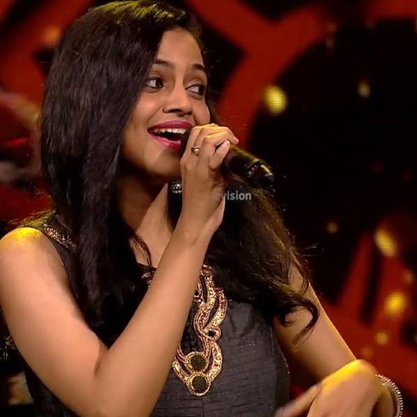 வச்சு செய்த பூஜா குடும்பத்தினர்