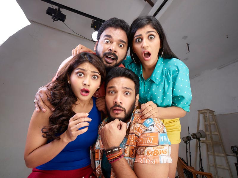 அடல்ட் படங்கள் 