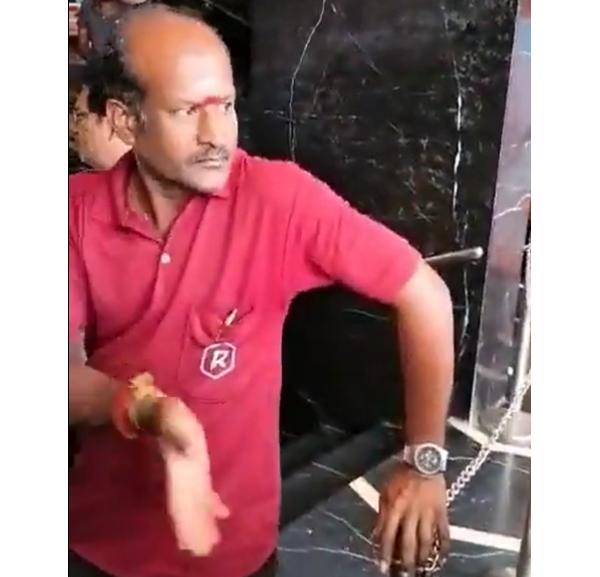 நரிக்குறவர்களை உள்ளே விடாத ரோகிணி திரையரங்கம் 