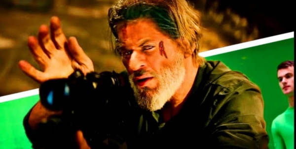 வயசான லுக்கில் வயசான லுக்கில்